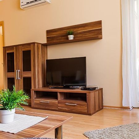 Dnd, Kun Apartments, Keleti Railway Station Budapest Rom bilde