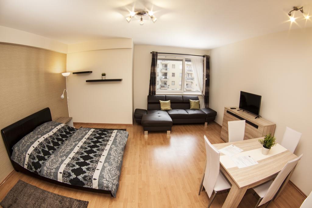 Dnd, Kun Apartments, Keleti Railway Station Budapest Rom bilde