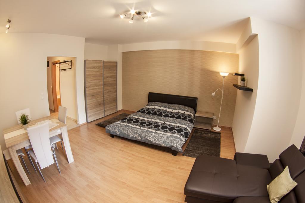 Dnd, Kun Apartments, Keleti Railway Station Budapest Rom bilde