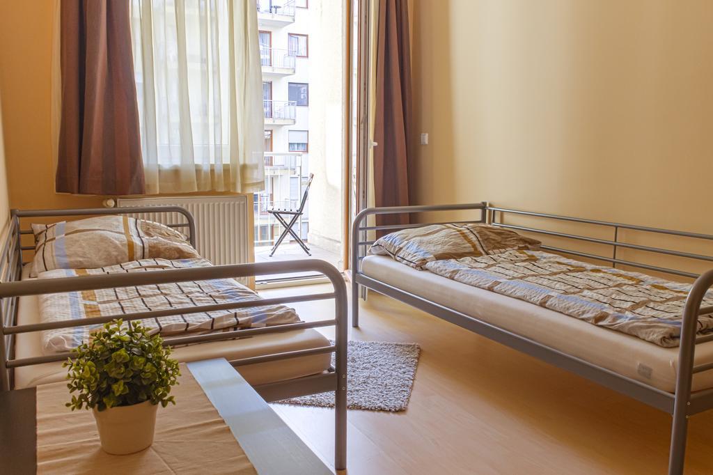 Dnd, Kun Apartments, Keleti Railway Station Budapest Rom bilde