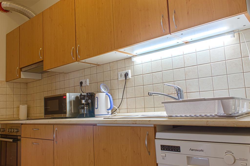 Dnd, Kun Apartments, Keleti Railway Station Budapest Rom bilde
