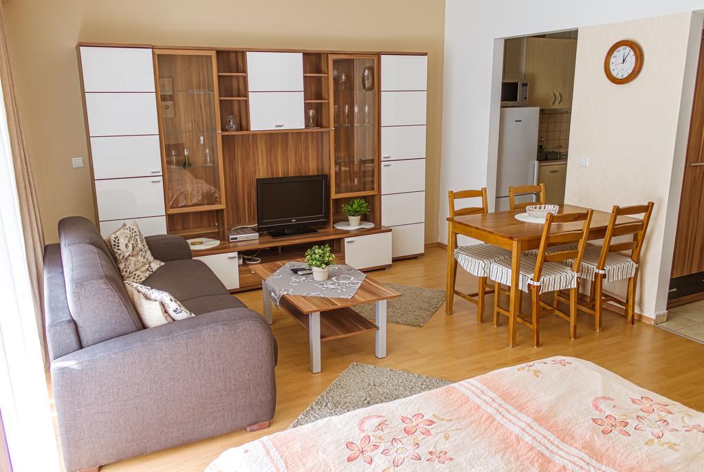 Dnd, Kun Apartments, Keleti Railway Station Budapest Rom bilde