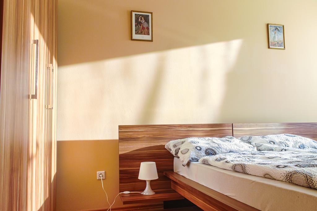 Dnd, Kun Apartments, Keleti Railway Station Budapest Rom bilde