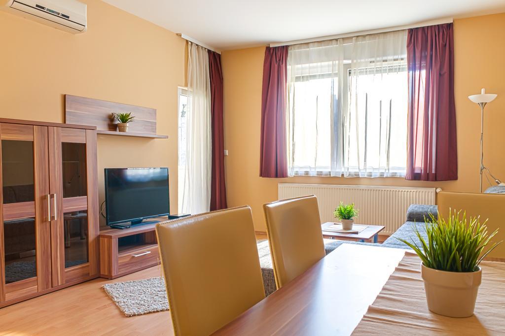 Dnd, Kun Apartments, Keleti Railway Station Budapest Rom bilde